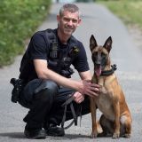 Tierisch gute Schnüffler: Die Malinois-Hündin Misty und Polizeioberkommissar Hendrik Wannagat sind ein eingespieltes Team.