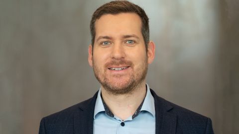 Bitkom-Experte Stephan Ursuleac fordert Notfallpläne für die Unternehmen in Deutschland, von denen nur knapp die Hälfte einen Worst-Case-Plan habe.